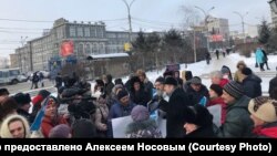 6 декабря в Новосибирске прошел пикет против строительства четвертого моста.